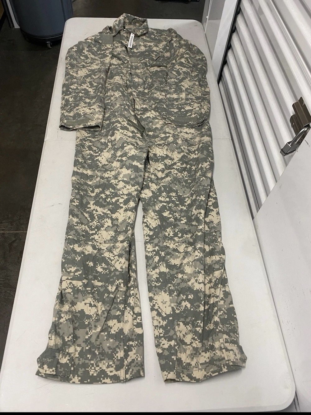 New Large USGI Camoflauge Mechanic’s Coveralls Type 3 ACU #1 8415-01-534-7377